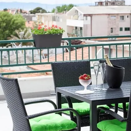 Apartment Pjero Makarska