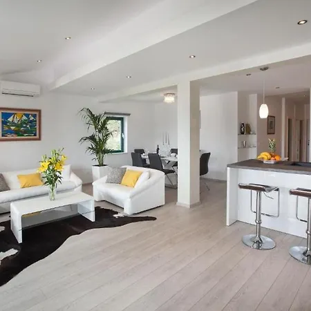 Apartment Pjero