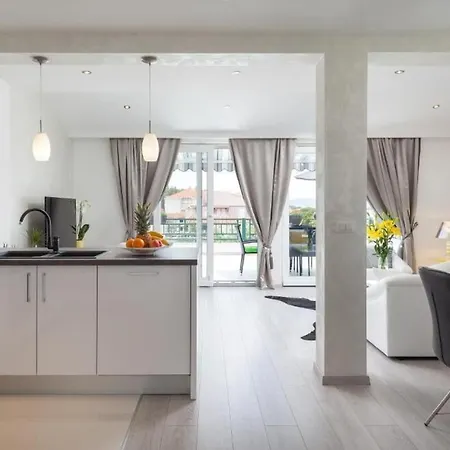 Pjero Apartment Makarska